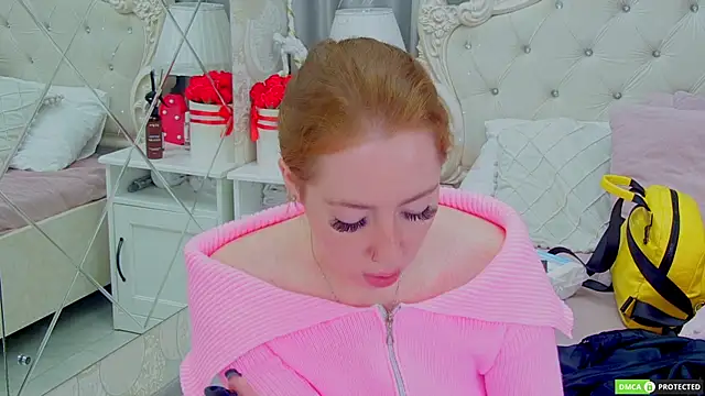 Snapshot of TinaBrook chatting on 1, 10, 2025 TinaBrook online show from 1, 10, 2025