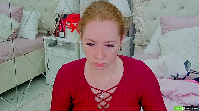 Snapshot of TinaBrook chatting on 6, 10, 2025 TinaBrook online show from 6, 10, 2025