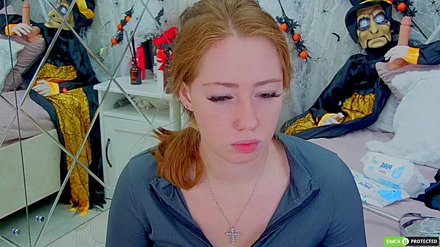 Snapshot of TinaBrook chatting on 17, 10, 2025 TinaBrook online show from 17, 10, 2025