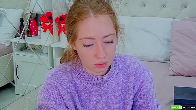 Snapshot of TinaBrook chatting on 13, 11, 2025 TinaBrook online show from 13, 11, 2025