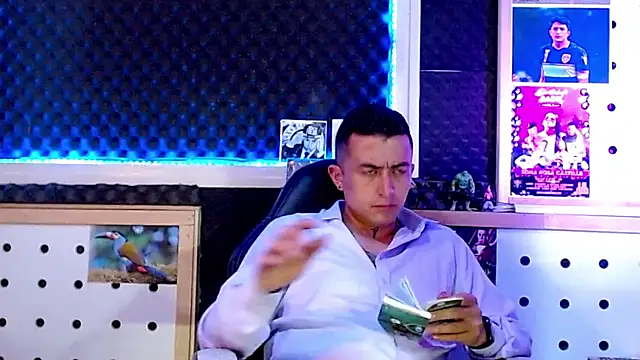 Snapshot of Darko0717 chatting on 11, 2, 2025 Darko0717 online show from 11, 2, 2025