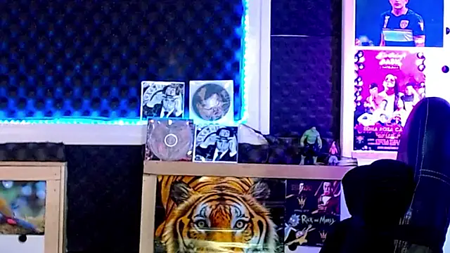 Snapshot of Darko0717 chatting on 17, 2, 2025 Darko0717 online show from 17, 2, 2025