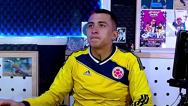 Snapshot of Darko0717 chatting on 20, 3, 2025 Darko0717 online show from 20, 3, 2025