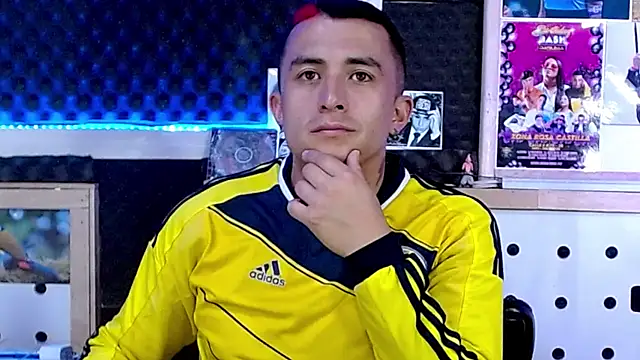 Snapshot of Darko0717 chatting on 20, 3, 2025 Darko0717 online show from 20, 3, 2025