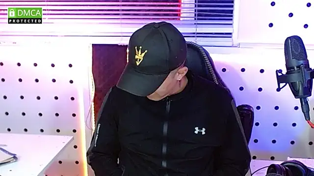 Snapshot of Darko0717 chatting on 20, 10, 2025 Darko0717 online show from 20, 10, 2025