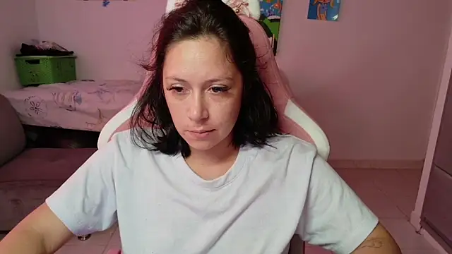 MommyMiaWs online show from 14, 7, 2026