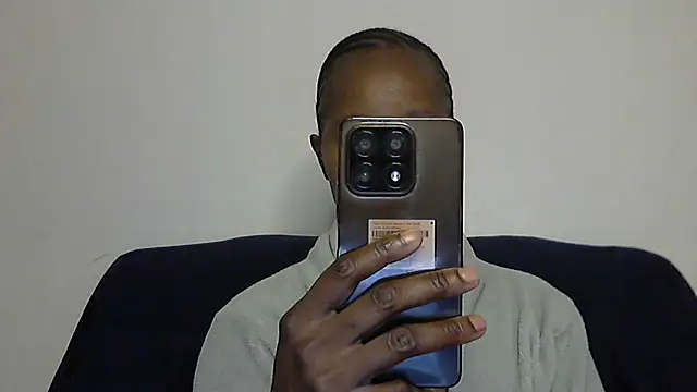 sluttylaura21 online show from 21, 3, 2025