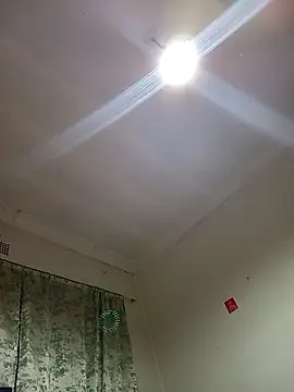 sluttylaura21 online show from 18, 4, 2026