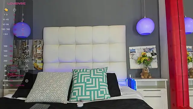 cinthya walker1 online show from 16, 1, 2025