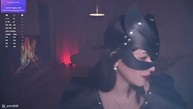 Snapshot of anniehillofficial chatting on 20, 9, 2025 anniehillofficial online show from 20, 9, 2025