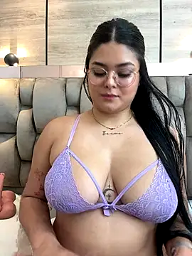 Snapshot of im_mou_ chatting on 9, 9, 2025 im mou online show from 9, 9, 2025