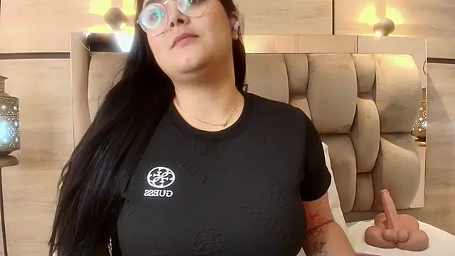 Snapshot of im_mou_ chatting on 27, 10, 2025 im mou online show from 27, 10, 2025