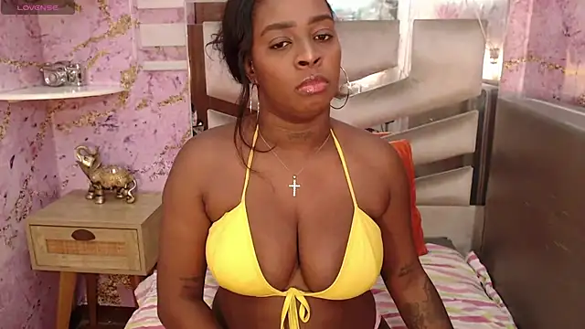 Snapshot of EBONNYGODDESXXX chatting on 26, 11, 2025 EBONNYGODDESXXX online show from 26, 11, 2025