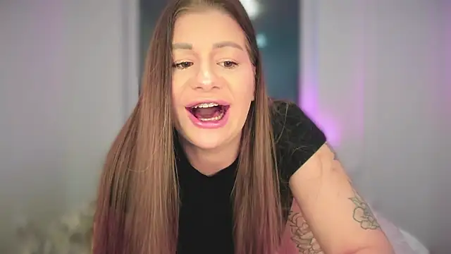 JuicyHelenX online show from 16, 11, 2025