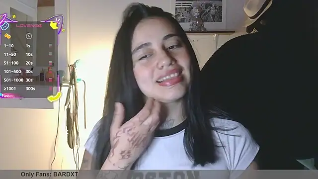 Snapshot of val_bardot chatting on 4, 6, 2026 val bardot online show from 4, 6, 2026