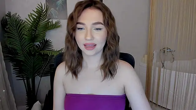 Snapshot of GracefulLook chatting on 14, 2, 2025 GracefulLook online show from 14, 2, 2025