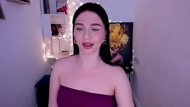 Snapshot of GracefulLook chatting on 7, 3, 2025 GracefulLook online show from 7, 3, 2025