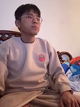 Snapshot of Aaronsuhi chatting on 15, 2, 2025 Aaronsuhi online show from 15, 2, 2025