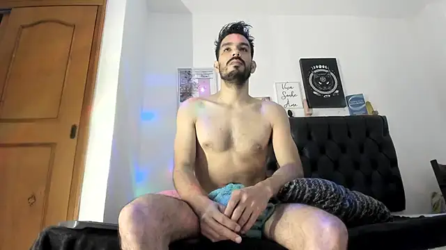 JohanyLatino online show from 13, 1, 2025