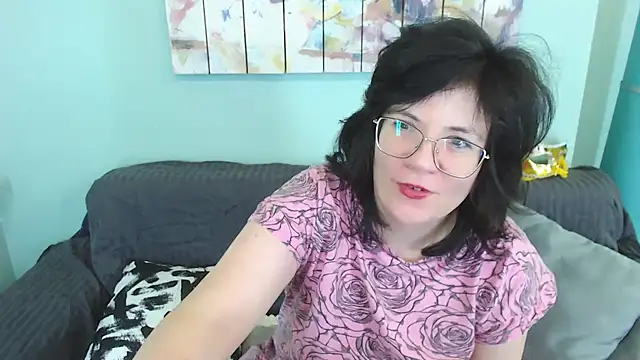 EverlyRays online show from 11, 1, 2025