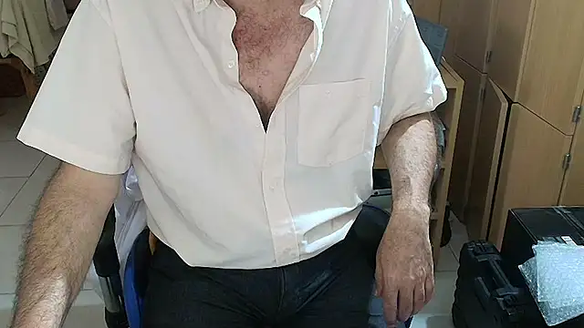 angelgarcia269 online show from 16, 4, 2026