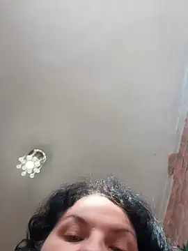 Snapshot of Taisia_W chatting on 27, 2, 2025 Taisia W online show from 27, 2, 2025