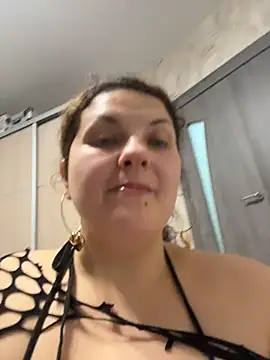 Taisia W online show from 2, 12, 2025