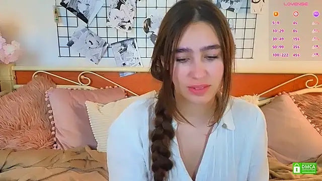Snapshot of _Eliizabeth_ chatting on 10, 5, 2026 Eliizabeth online show from 10, 5, 2026