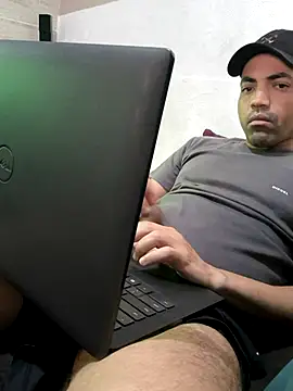 KingZilla2023 online show from 16, 4, 2026