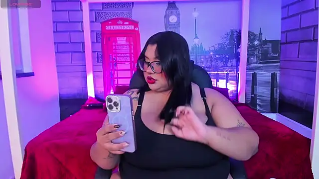 Snapshot of tifanny_bigboobs11 chatting on 30, 5, 2026 tifanny bigboobs11 online show from 30, 5, 2026