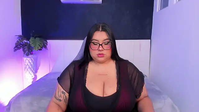 Snapshot of tifanny_bigboobs11 chatting on 20, 6, 2026 tifanny bigboobs11 online show from 20, 6, 2026