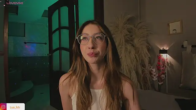 lua ferch   online show from 17, 1, 2025