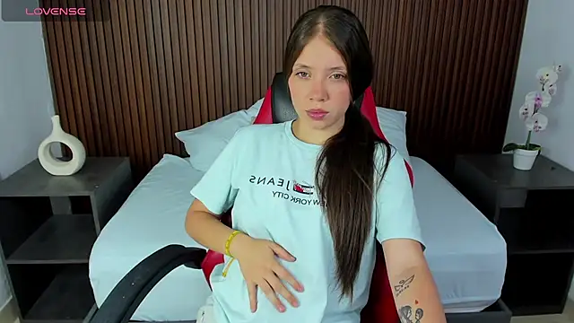 Snapshot of nataly_rodri chatting on 13, 2, 2025 nataly rodri online show from 13, 2, 2025