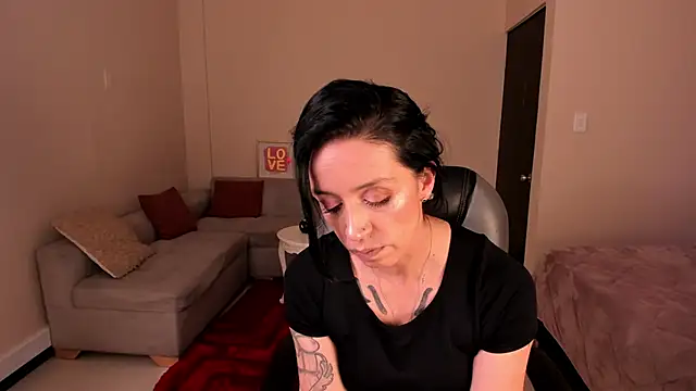 Kristen Garner online show from 12, 3, 2026