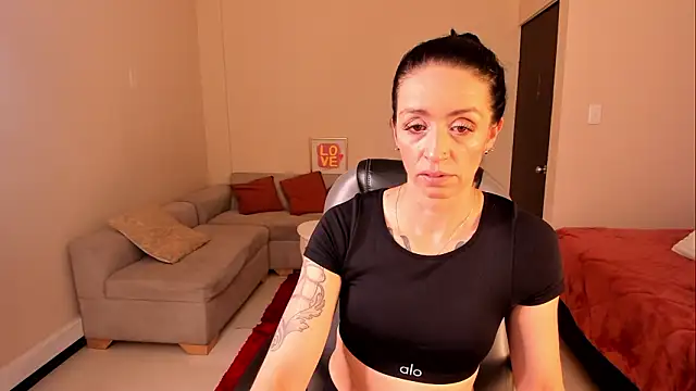 Kristen Garner online show from 20, 3, 2026