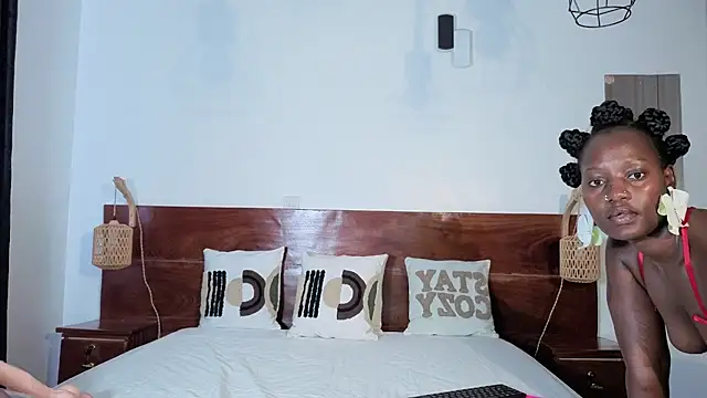 Snapshot of Elegant_Ebony chatting on 15, 2, 2026 Elegant Ebony online show from 15, 2, 2026