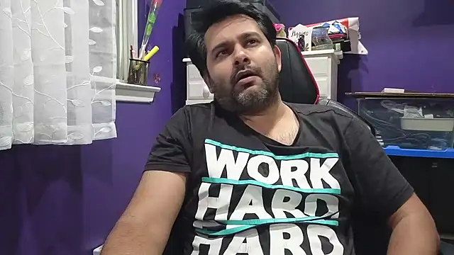 Sakhtlaundaz online show from 2, 1, 2025