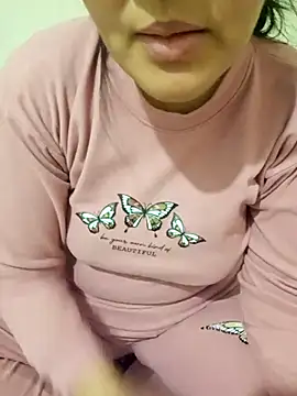 Snapshot of lolo890 chatting on 5, 12, 2025 lolo890 online show from 5, 12, 2025