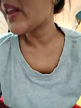 Snapshot of lolo890 chatting on 7, 1, 2026 lolo890 online show from 7, 1, 2026