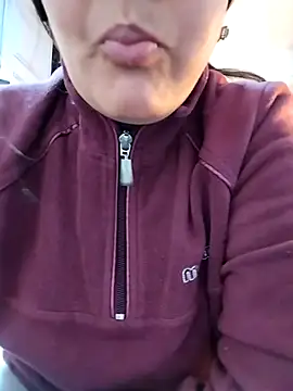 Snapshot of lolo890 chatting on 12, 1, 2026 lolo890 online show from 12, 1, 2026