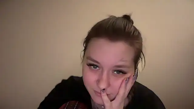 Snapshot of Isabel-Bailey chatting on 22, 1, 2025 Isabel-Bailey online show from 22, 1, 2025