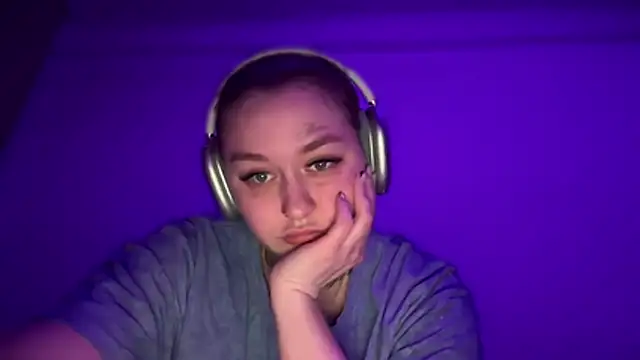 Snapshot of Isabel-Bailey chatting on 23, 10, 2025 Isabel-Bailey online show from 23, 10, 2025