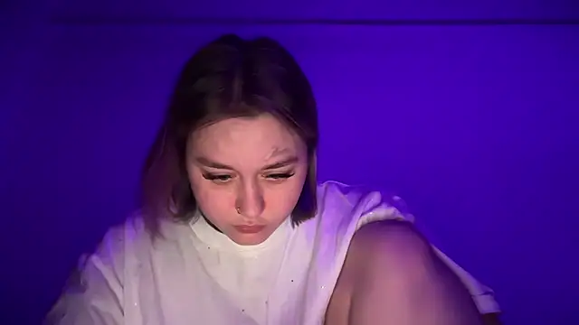 Snapshot of Isabel-Bailey chatting on 30, 10, 2025 Isabel-Bailey online show from 30, 10, 2025