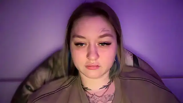 Snapshot of Isabel-Bailey chatting on 13, 11, 2025 Isabel-Bailey online show from 13, 11, 2025