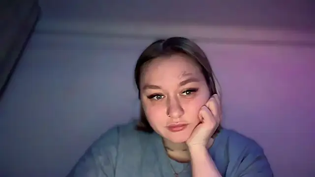 Snapshot of Isabel-Bailey chatting on 21, 11, 2025 Isabel-Bailey online show from 21, 11, 2025