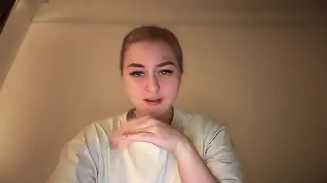 Snapshot of Isabel-Bailey chatting on 2, 12, 2025 Isabel-Bailey online show from 2, 12, 2025