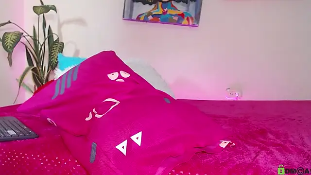 Snapshot of natasha_jm chatting on 23, 10, 2025 natasha jm online show from 23, 10, 2025