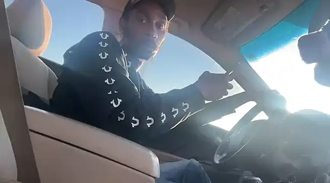 Snapshot of ITSONLYKENNY chatting on 28, 1, 2025 ITSONLYKENNY online show from 28, 1, 2025