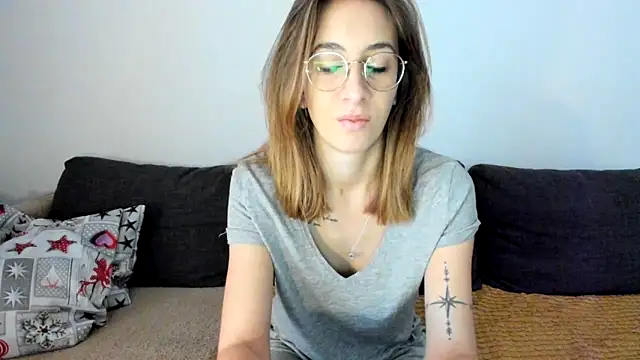 DesireMore90 online show from 6, 2, 2025