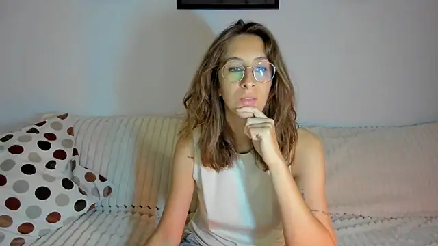 Snapshot of DesireMore90 chatting on 10, 6, 2026 DesireMore90 online show from 10, 6, 2026